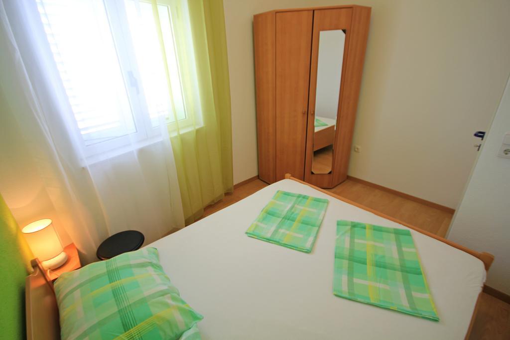 Apartment Vucic Makarska Bagian luar foto